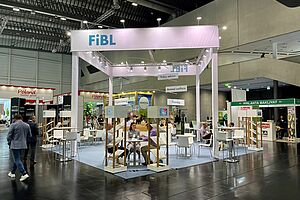 FiBL Stand auf der einer Messe.