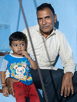 Surendra Singh Mandloi with child