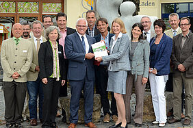 Gruppenfoto  im Rahmen der Tagung "Netzwerken als Erfolgsformel für Grüne Werkstätten" im Antoniusheim, Fulda