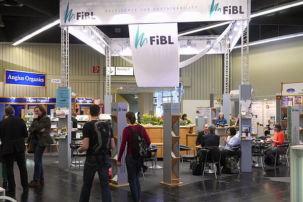 Der FiBL-Stand (Nr 549) in Halle 1 auf der BIOFACH 2014.