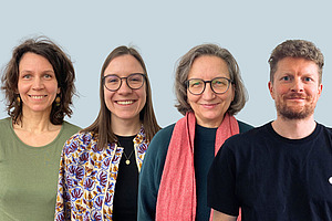 Drei Frauen und ein Mann.