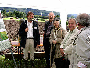 Paul Mäder (FiBL), Heinrich Heer, Susanna Küffer Heer (Demeter), Otto Stich, former FiBL President.