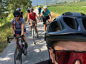 Groupe de sept cyclistes