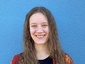 Porträtbild von Pinja Poytaniemi.