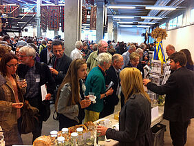Ukraine-Stand bei der  DEZA-Osthilfe-Jahreskonferenz in Luzern