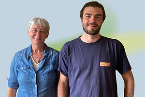 Eine Frau und ein Mann.
