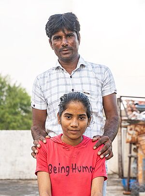 Mahendra Singh Mandloi mit Tochter Janvi