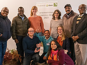 The 10 participants during the award ceremony. 