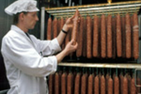 Rohwurst im Reiferaum